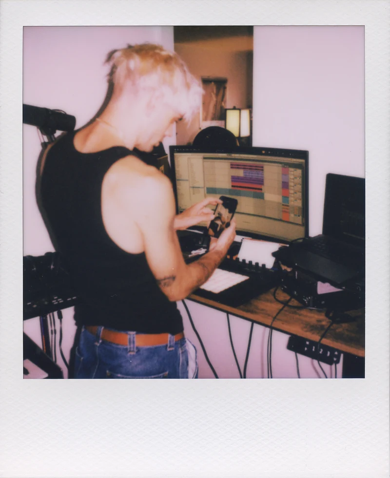 polaroid_I2_00603